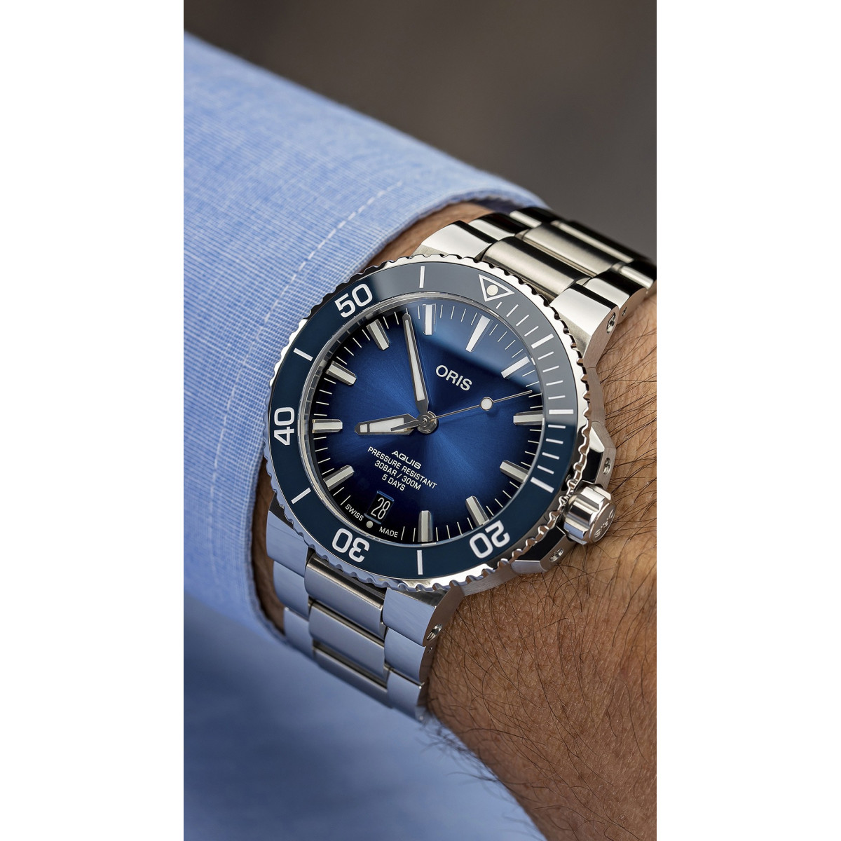 ORIS AQUIS DATE CALIBRE 400