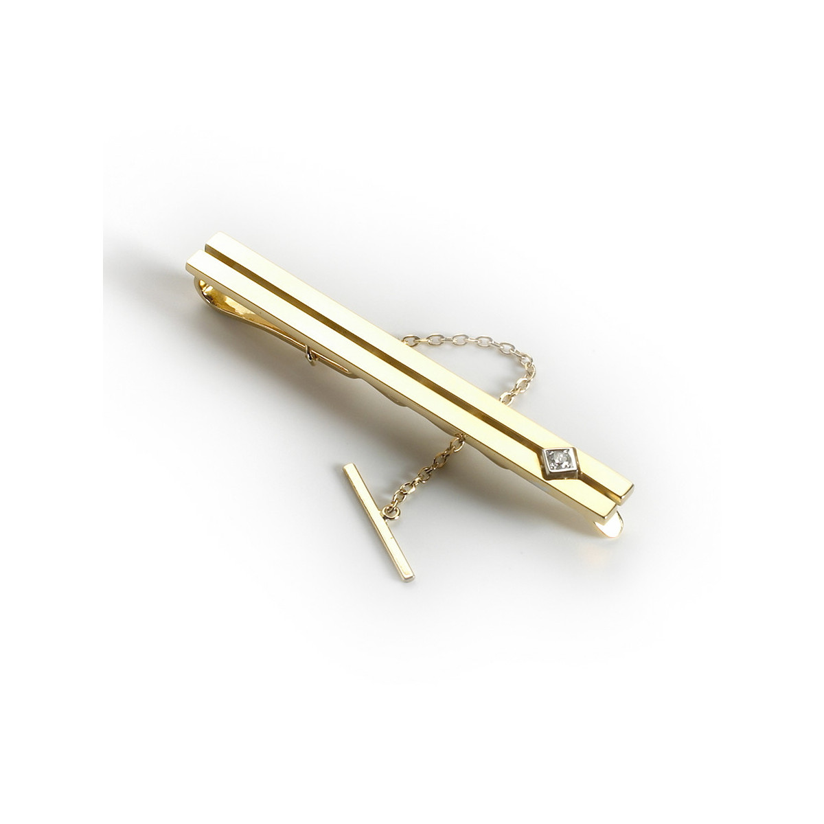 TIE PIN WITH DIAMOND