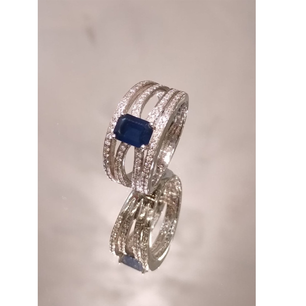 RECTANGULAR SAPPHIRE AND DIAMONDS RING