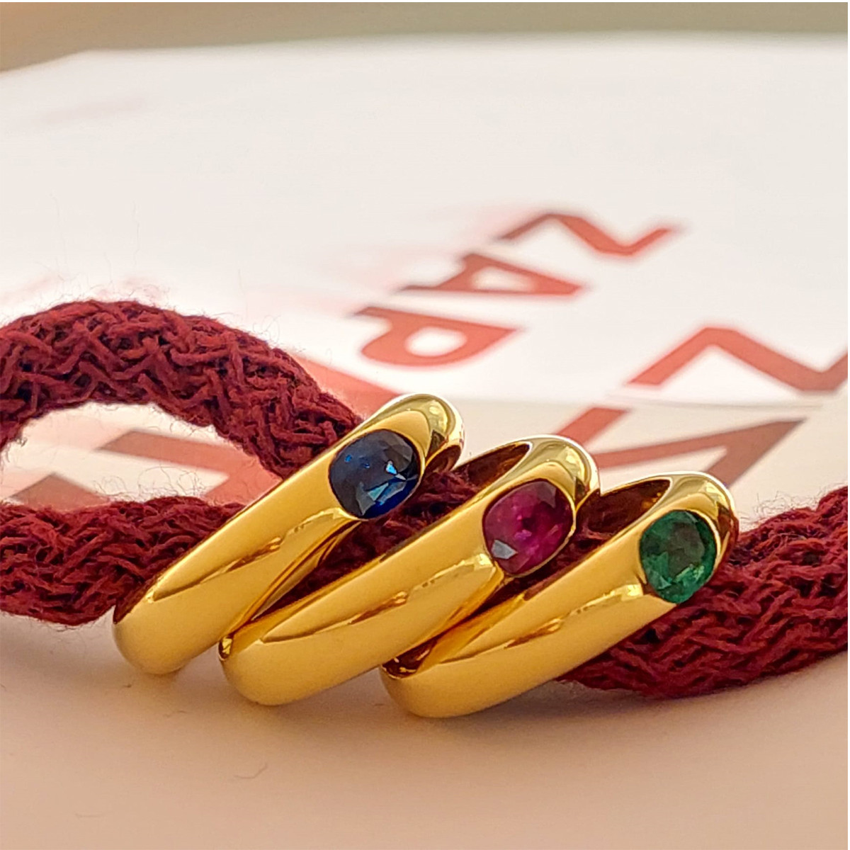 Anillo oro online con zafiro