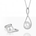 WHITE GOLD DIAMOND AND PEARL NECKLACE