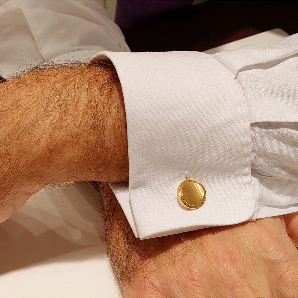 MATTE GOLD CUFFLINKS