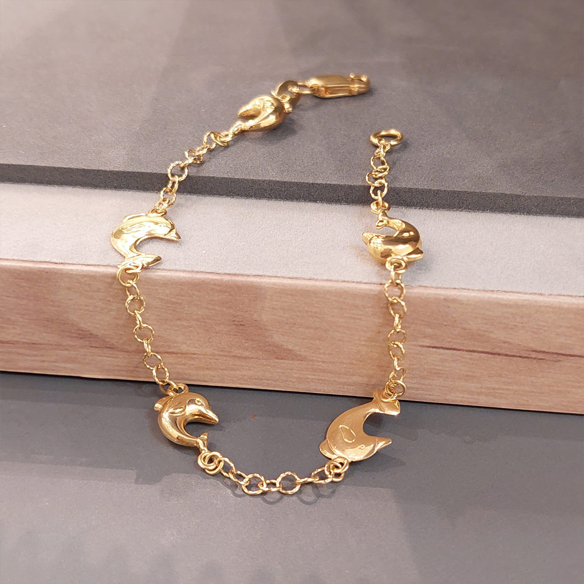 DOLPHINS GOLD BRACELET