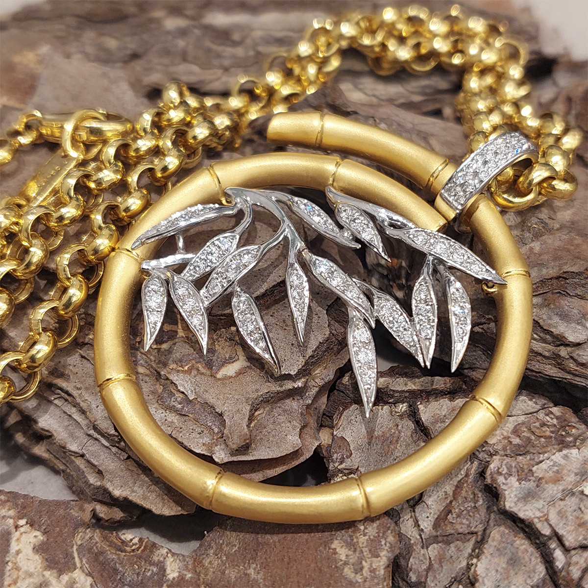Carrera & Carrera Necklaces With Diamonds / Zapata Jewelers