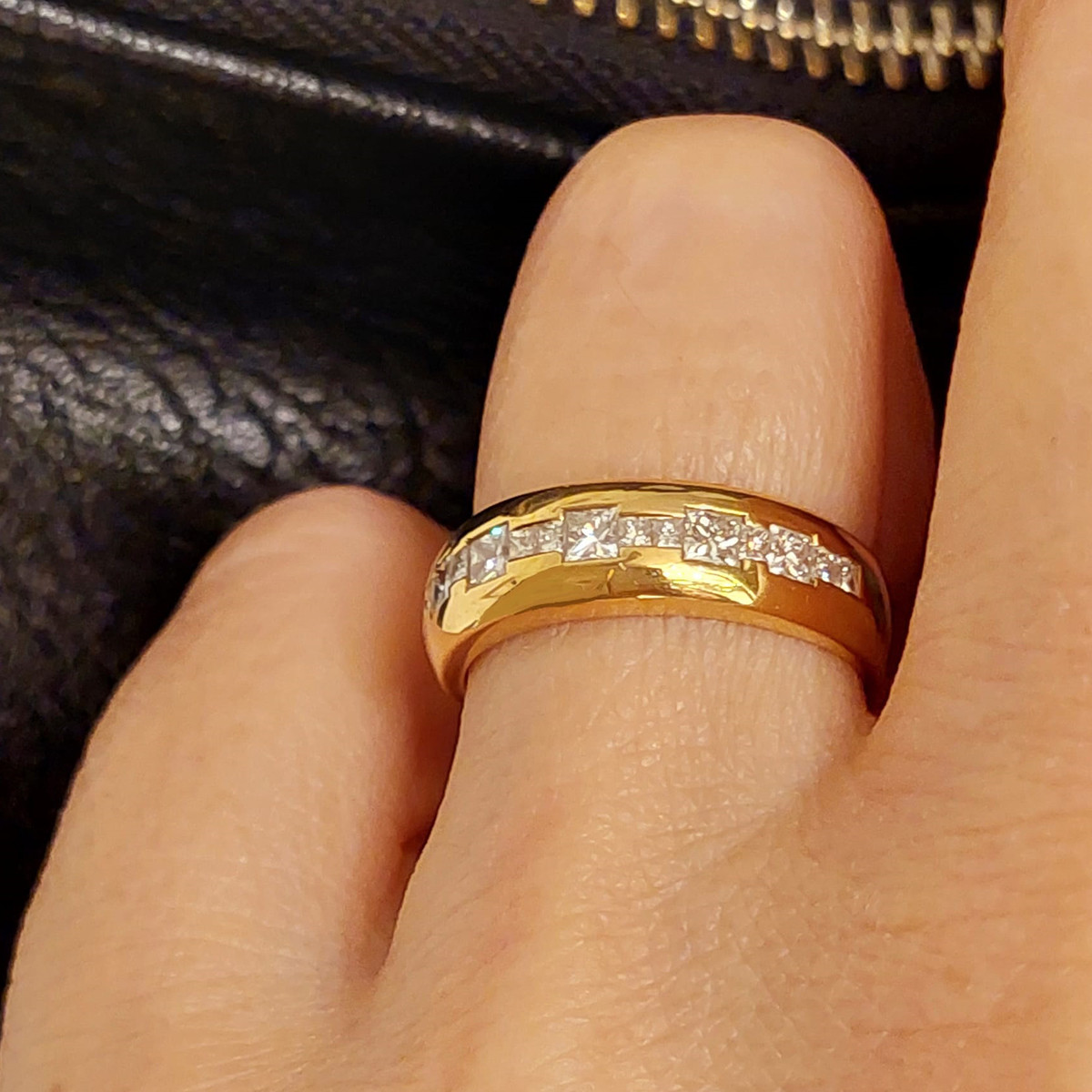 GOLD WEEDING BAND DIAMONDS