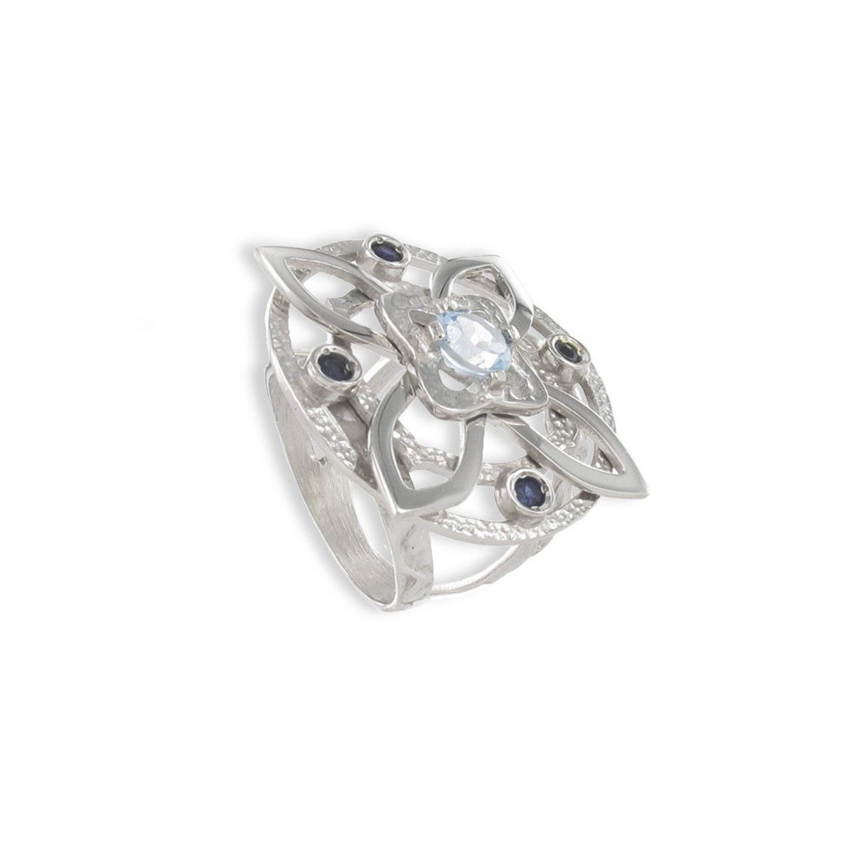 SILVER FLOWER RING AND SAPPHIRES