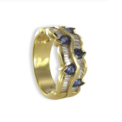 GOLD RING WITH BLUE PRECIOUS STONES