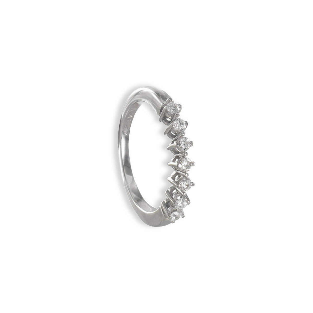 MEDIA ALIANZA DE 7 DIAMANTES EN ORO BLANCO 18K 0,30 CT
