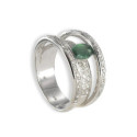 GOLD DIAMONDS AND 0,67 KTES EMERALD RING