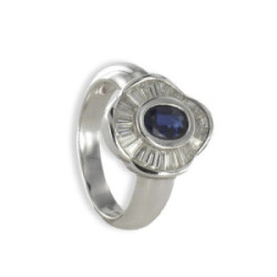 RING OF UNIQUE DESIGN DIAMONDS AND SAPPHIRE