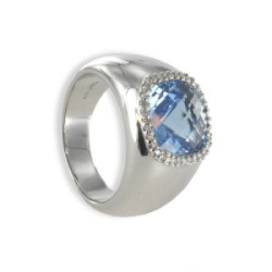 ANILLO CON TOPACIO AZUL Y DIAMANTES 0,13 KTES