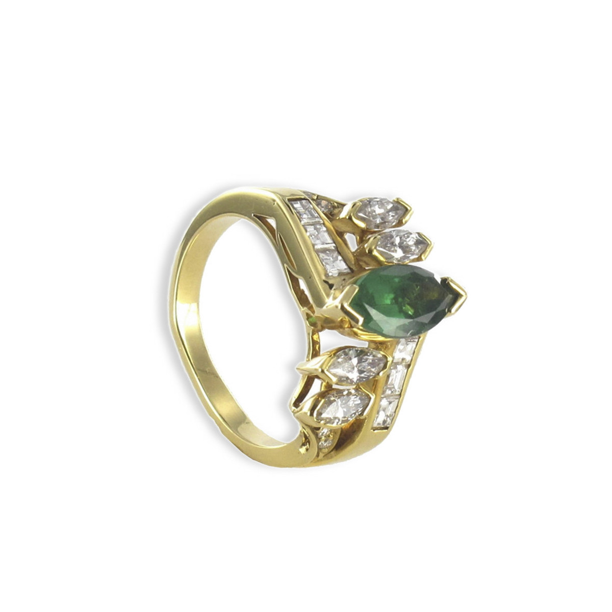 GOLD DIAMONDS AND EMERALD RING