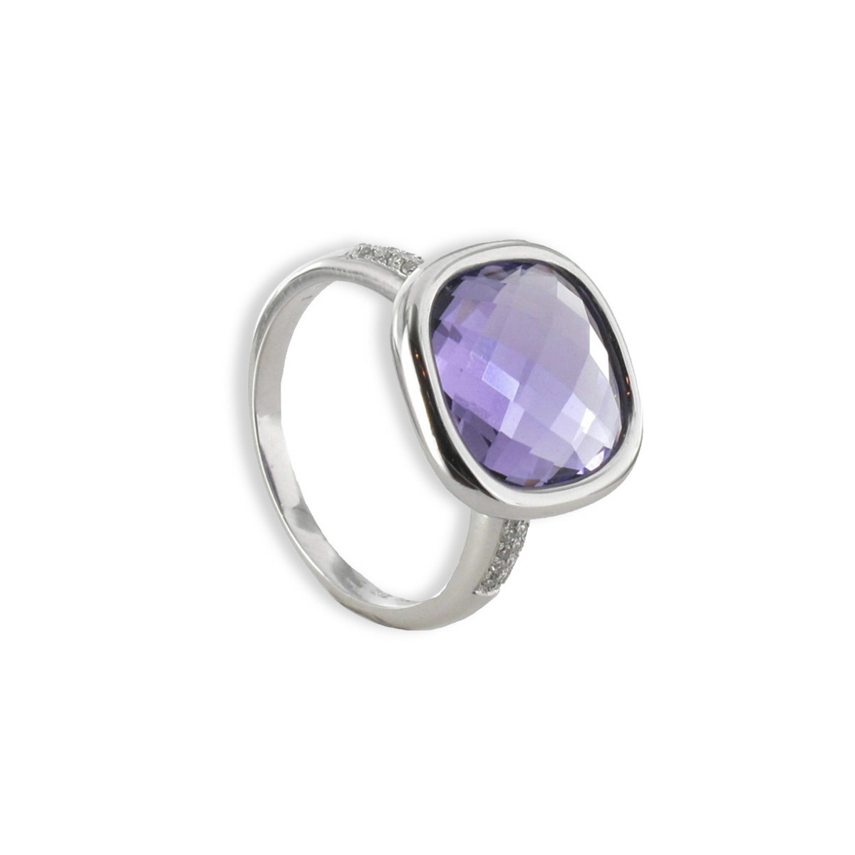 FINE GOLD RING WITH AMETHYST AND DIAMONDS