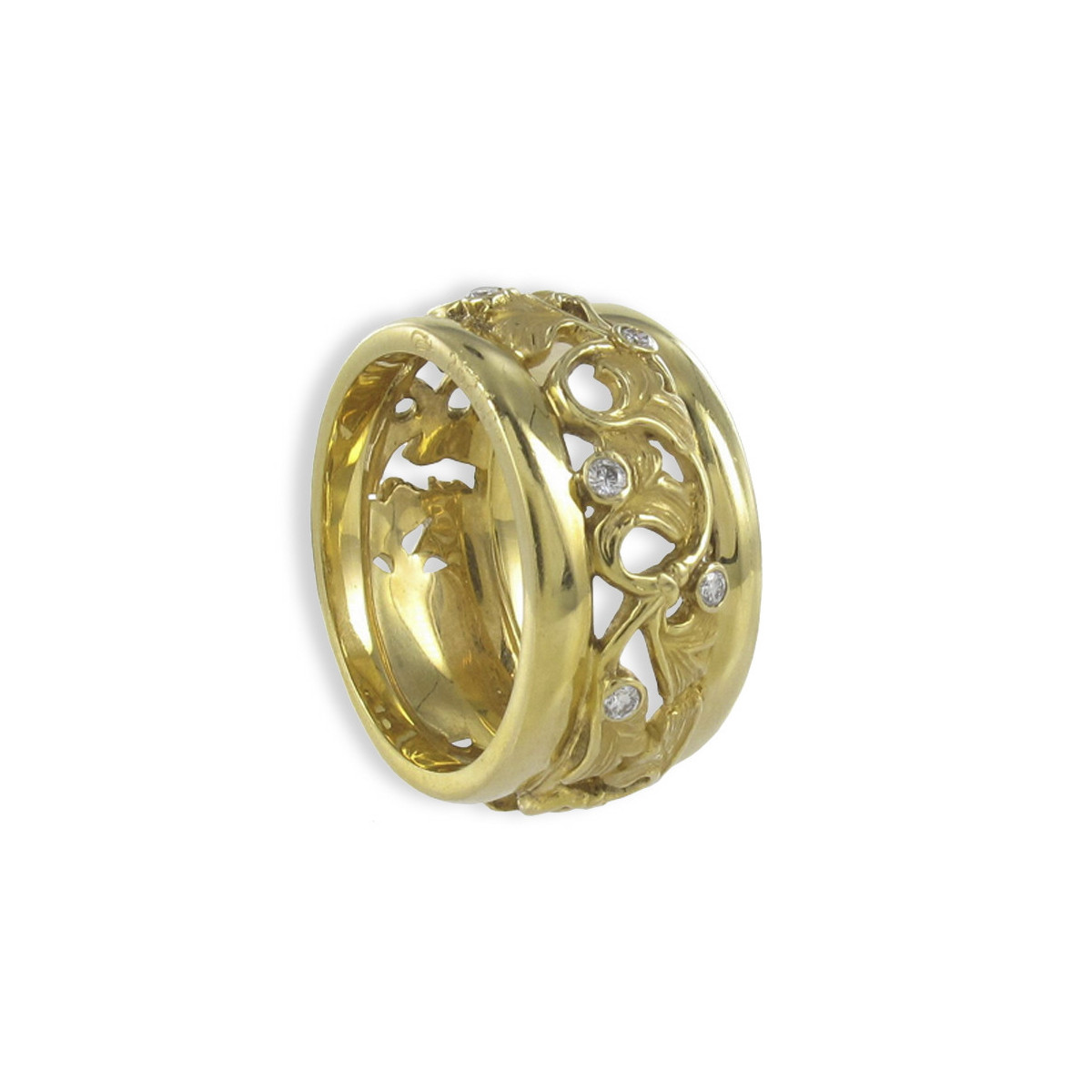 ANILLO ANCHO CALADO CON DIAMANTES