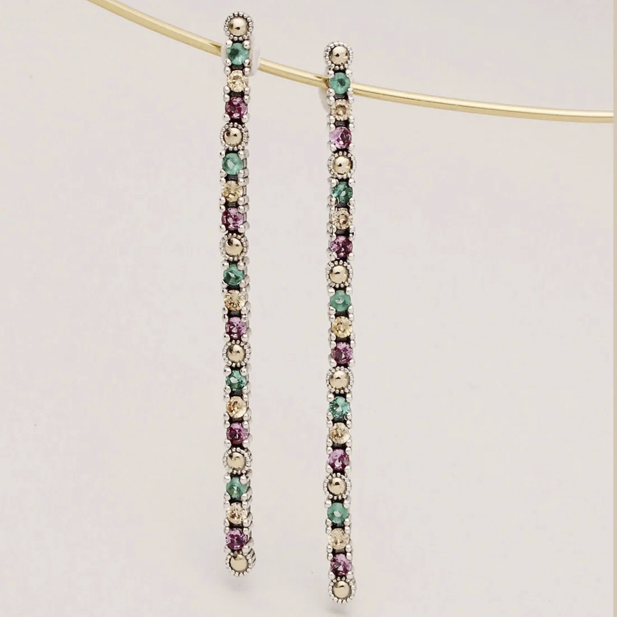 ARTICULATED EARRINGS WITH STONES
