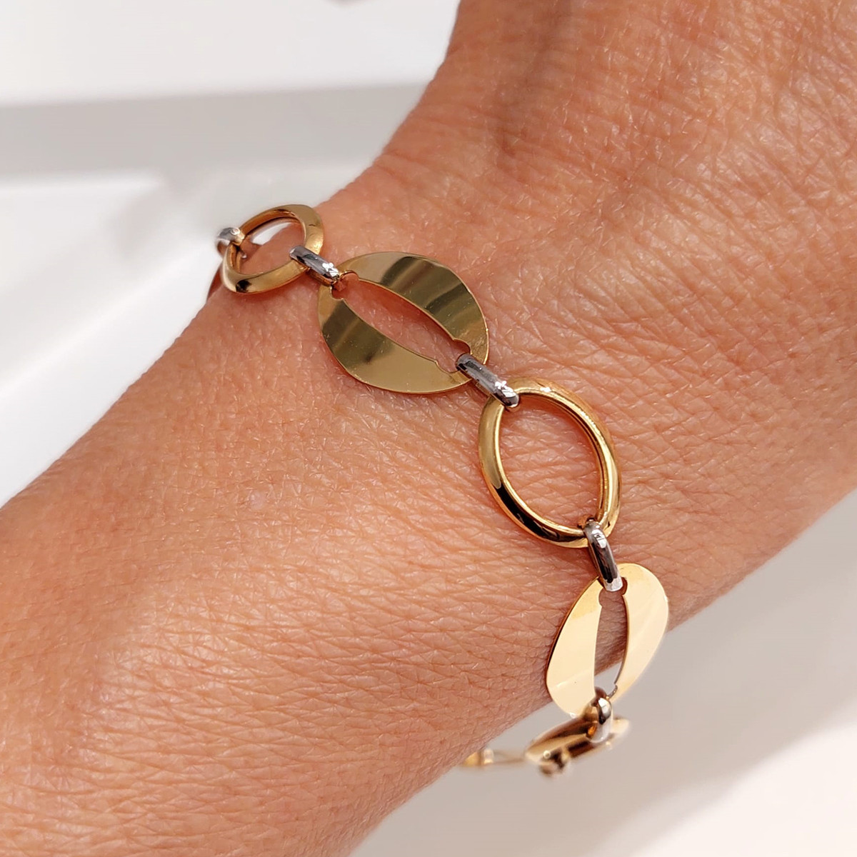 GOLD BRACELET