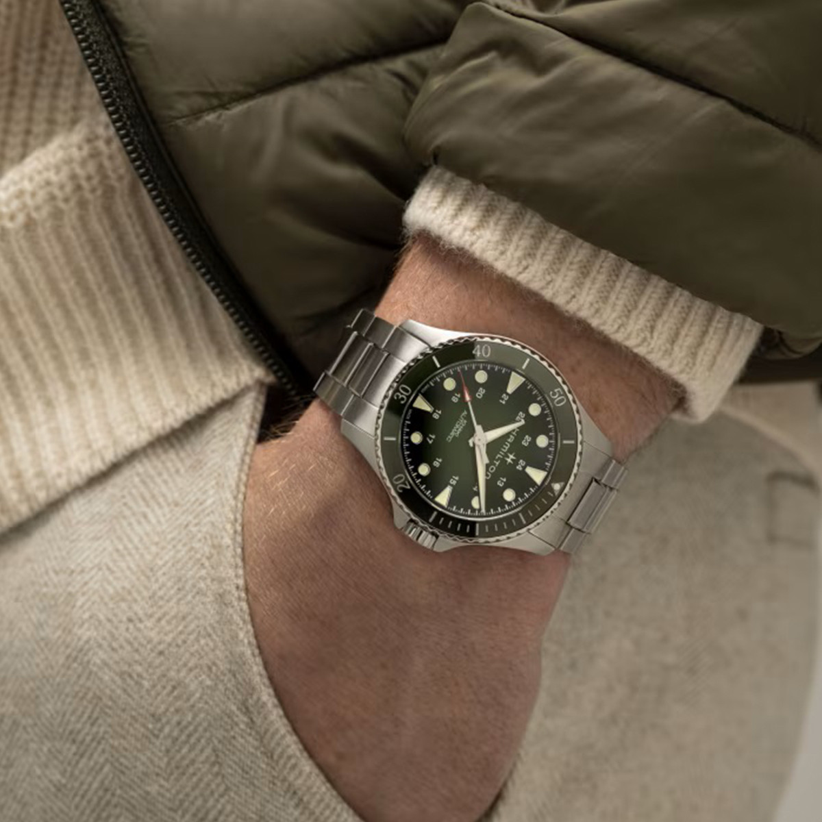 HAMILTON KHAKI NAVY SCUBA VERDE 43 MM