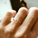 SOLITARIO ORO BLANCO 18K CON DIAMANTE 0,04 CT EN CHATÓN SOLITARIO ORO BLANCO 18K CON DIAMANTE 0,04 CT EN CHATÓN