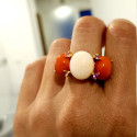 RING GOLD WITH CORAL AND SAPPHIRES