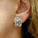 GOLD AND DIAMOND EARRING