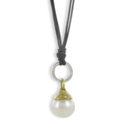 LEATHER AND GOLD NECKLACE WITH AUSTRALIAN PEARL