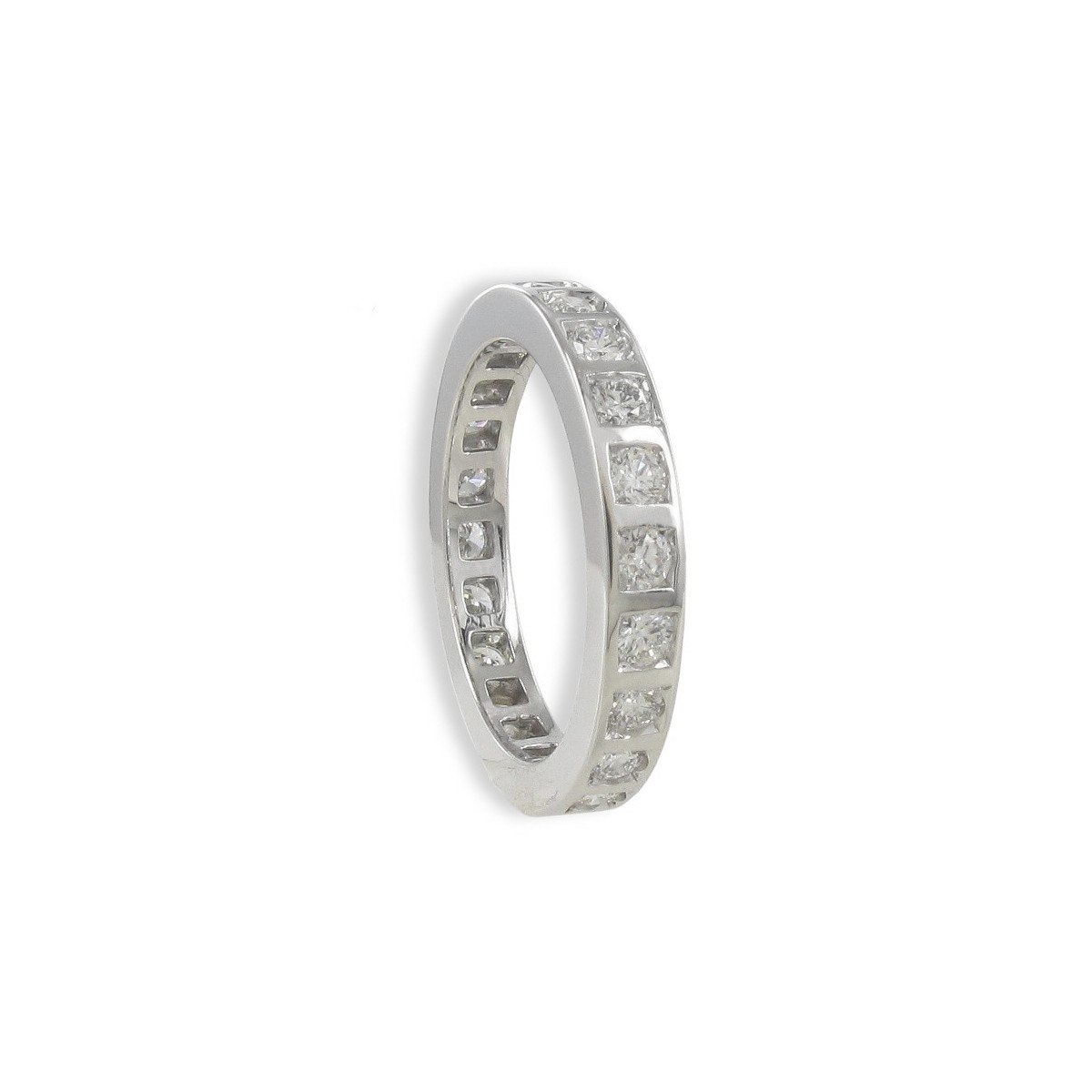 WHITE GOLD RING WITH 22 DIAMONDS