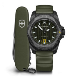 VICTORINOX INOX CARBON CON NAVAJA