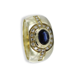 ANELL AMB SAFIR OVAL I DIAMANTS