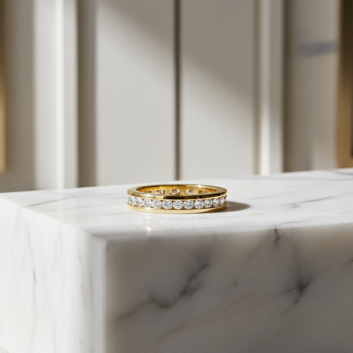 GOLD DIAMOND WEDDING RING