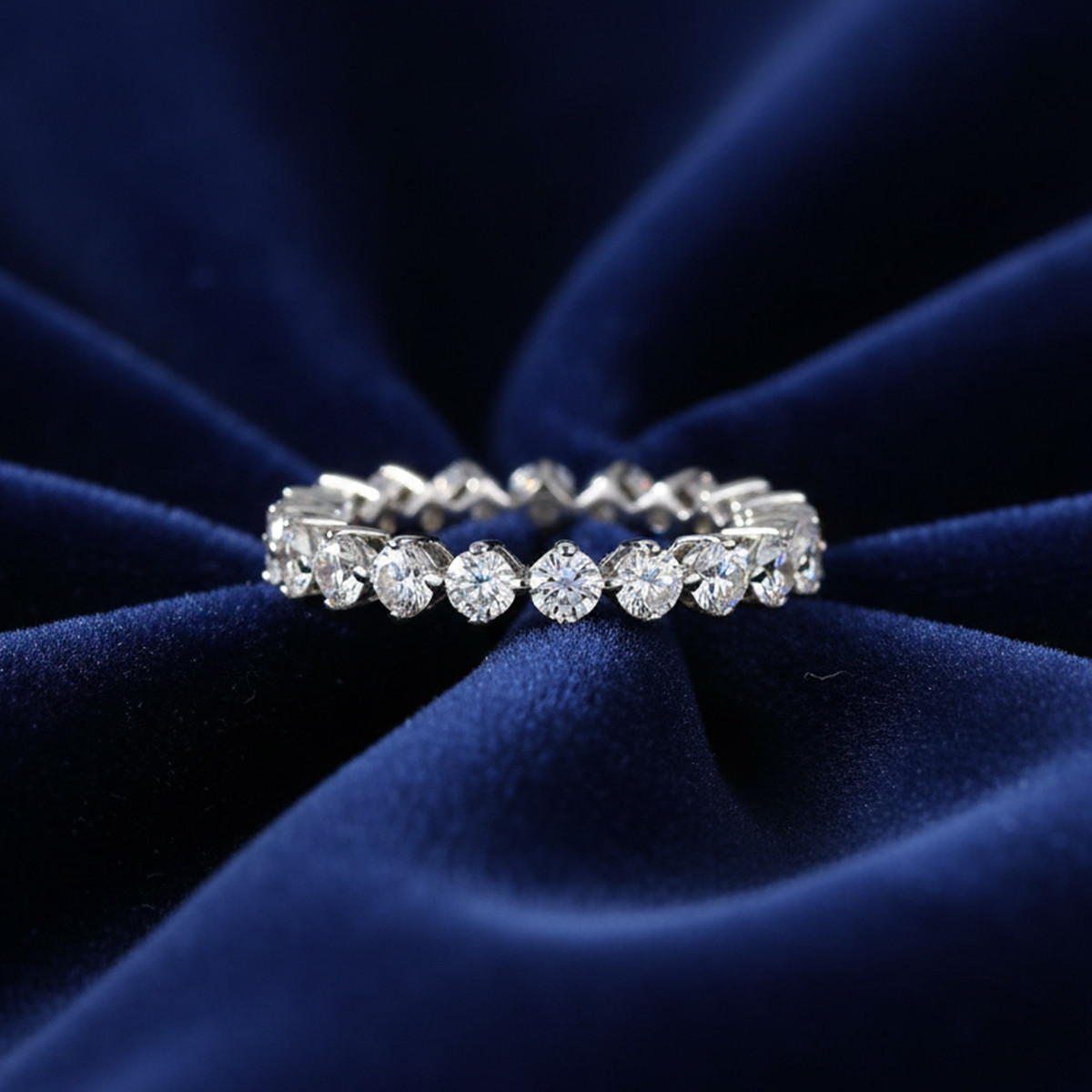ALIANZA ORO CON DIAMANTES DE CALIDAD EXTRA