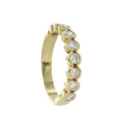 MEDIA ALIANZA EN ORO AMARILLO 18K 0,65 CT EN CHATÓN